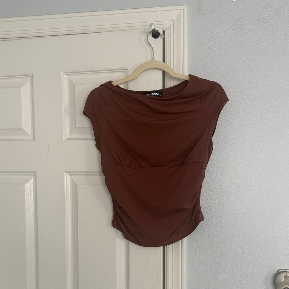 Elegant Brown Short Sleeve Women's Top